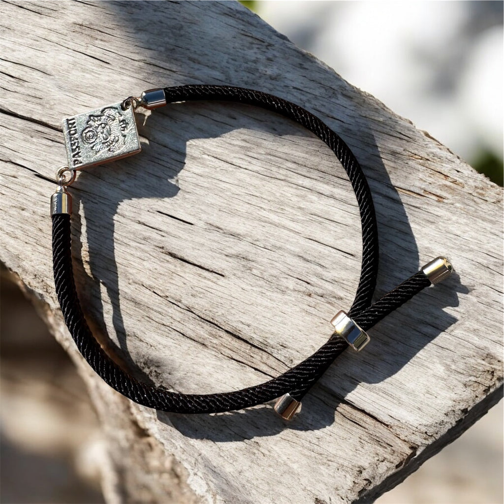 Passport Queen Bracelet